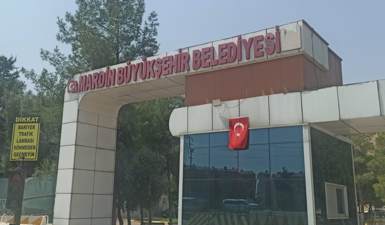 Bakan Yerlikaya’dan Büyükşehir Belediyesi Açıklaması