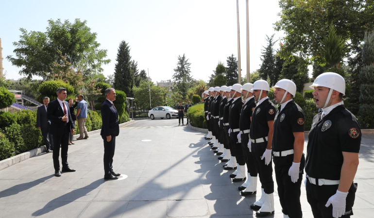 Mardin Valisi Tuncay Akkoyun görevine başladı
