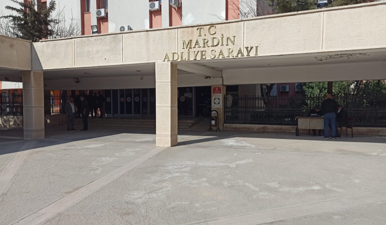 Mardin’de baba, bombalı düzenekle suçlanan oğlunun tahliyesini istedi