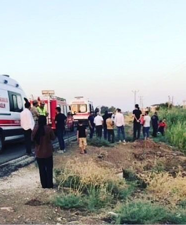 MARDİN'DE KONTROLDEN ÇIKAN OTOMOBİL TAKLA ATTI: 5 YARALI