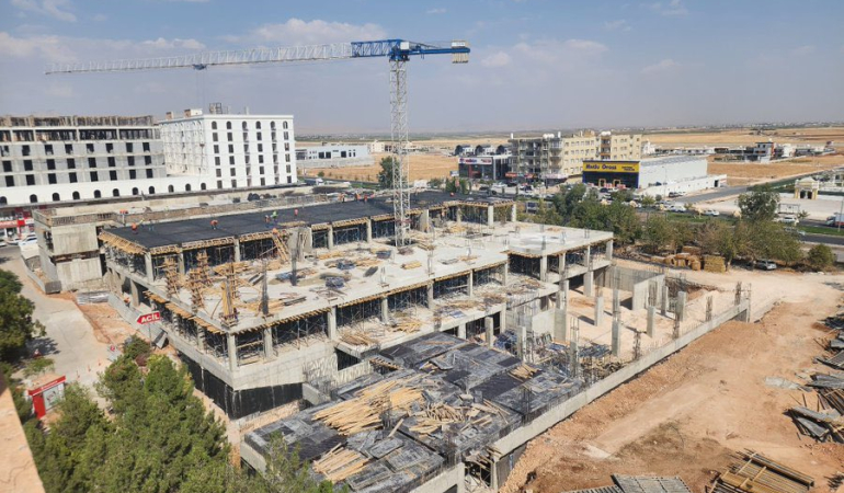 Mardin’de sağlık yatırımları hızla sürüyor