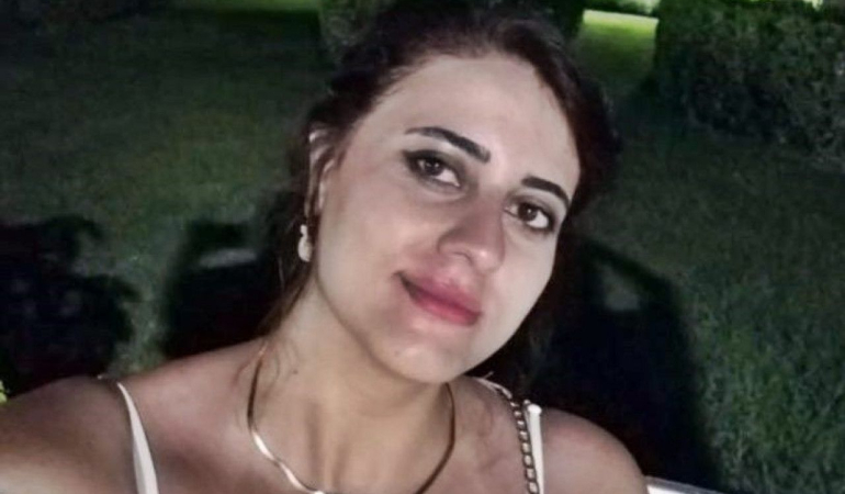 40 gün önce anne olmuştu: Genç öğretmen kalbine yenildi