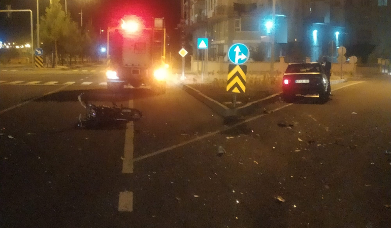 Mardin’de otomobil ile motosiklet çarpıştı: 1 ölü, 1 yaralı