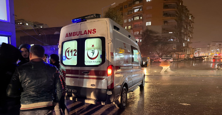 Mardin’de sokakta yürürken silahlı saldırıya uğrayan kişi yaralandı