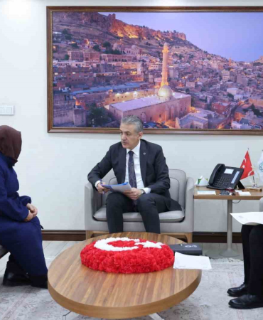 MARDİN VALİSİ AKKOYUN, AÇIK KAPIYI AÇIK MAKAMA DÖNÜŞTÜRDÜ