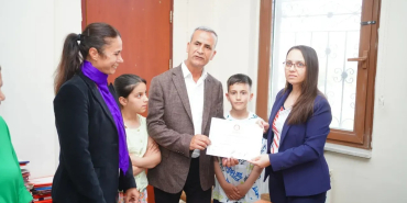 Zeyni İpek