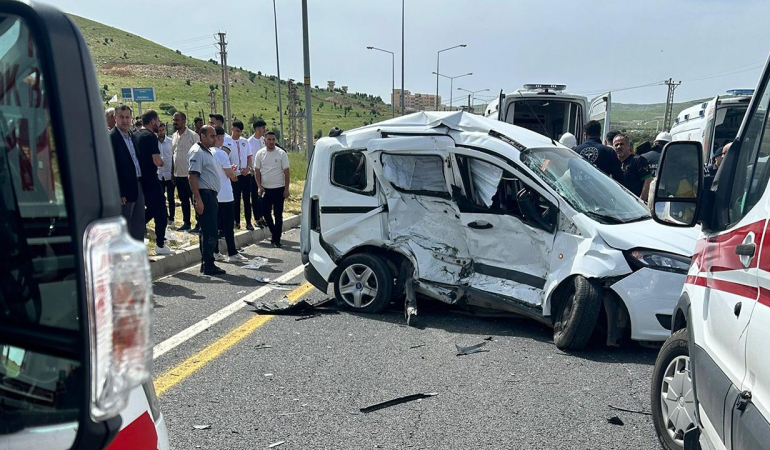 Mardin’de trafik kazası: 11 yaralı