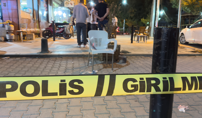 Kızıltepe’de sokak ortasında silahlı saldırıya uğrayan adam hayatını kaybetti