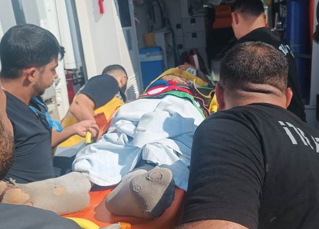 Mardin’de TIR’ın çarptığı genç, ağır yaralandı