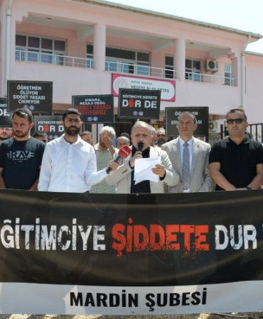 Öğretmen açıklama