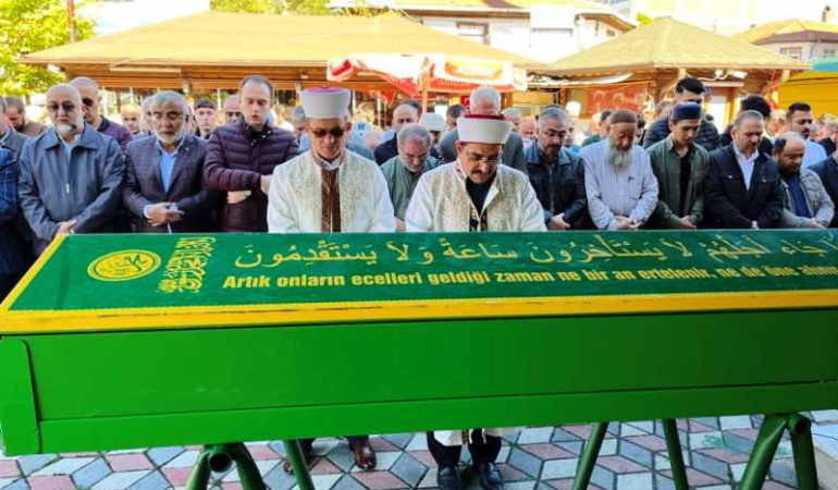 Mardinli imam babanın en zor anı: Oğlunun cenaze namazını kıldırdı
