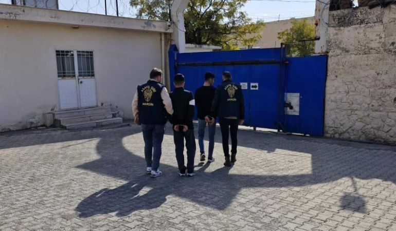 Mardin’de “Oto Fareleri” Tutuklandı