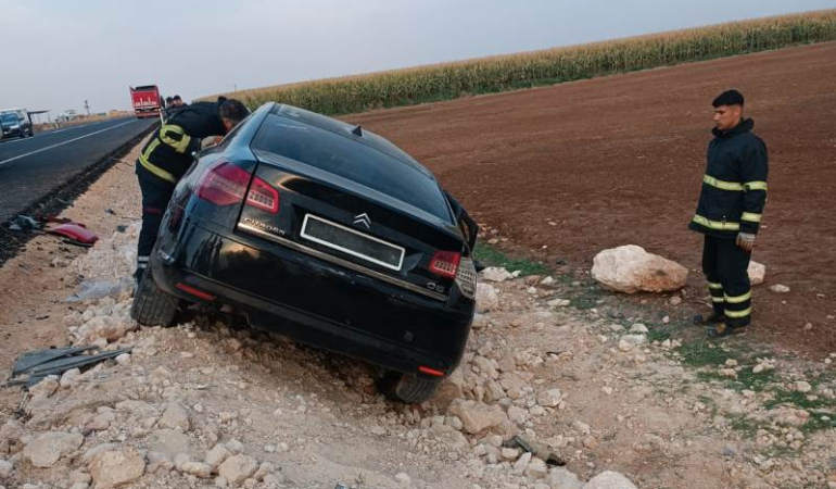 Kızıltepe’de otomobil ve kamyonet çarpıştı: 4 yaralı