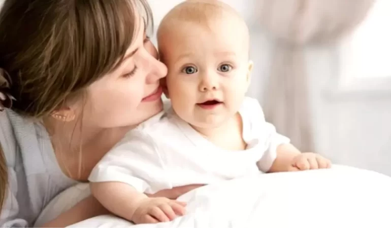 Bebeğinizi Kucağa Alıştırmaktan Korkmayın!