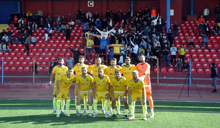 kiziltepespor-hakkarispor-1
