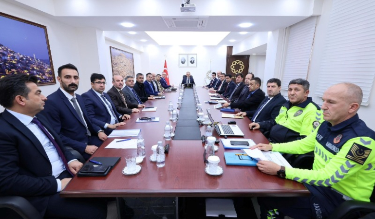 Mardin’de “Kış Mevsimi Trafik Tedbirleri” toplantısı yapıldı