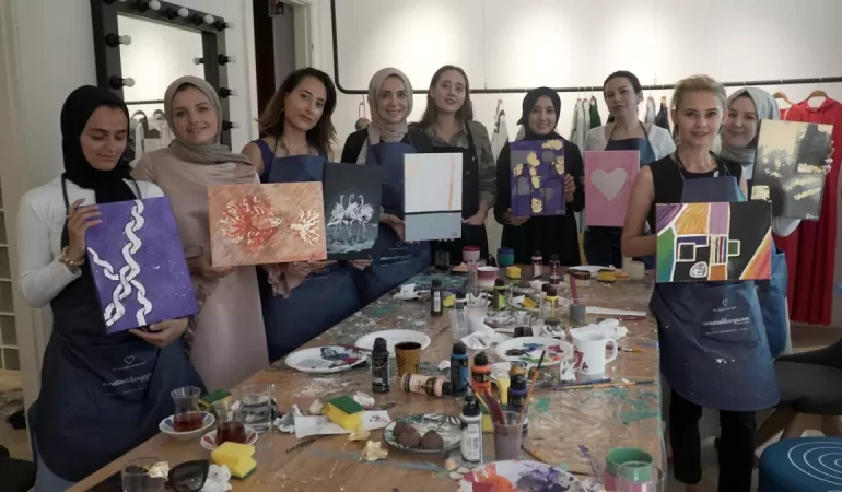 ”Qras” hayata renk katmaya devam ediyor