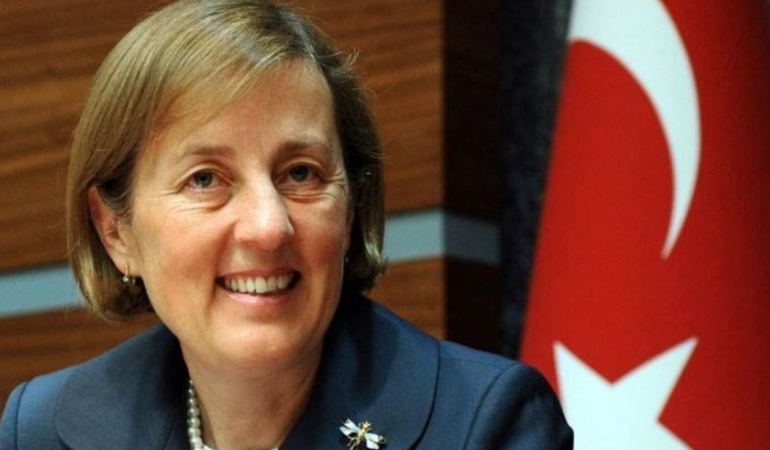 Selma Aliye Kavaf kimdir? Selma Aliye Kavaf hangi partiden? Selma Aliye Kavaf neden istifa etti?