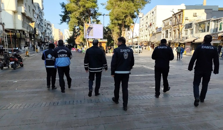Kızıltepe’de meydana seyyar satıcıların girmesi yasaklandı