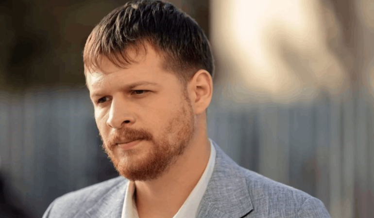 Sustalı Ceylan dizisinin Ferhat’ı Burak Yörük kim, kaç yaşında, nereli? Burak Yörük hangi dizi ve filmlerde oynadı?