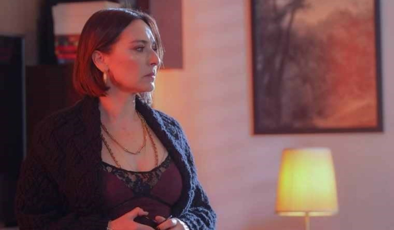 Piyasa dizisinin Ahsen’i Ayça Bingöl kimdir, kaç yaşında, evli mi? Ayça Bingöl hangi dizi ve filmlerde oynadı?