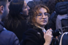nisa-sude-demirel-kimdir-evrensel-gazetesi-muhabiri-nisa-sude-demirel-neden-gozaltina-alindi-ZJ6wLL91.jpg