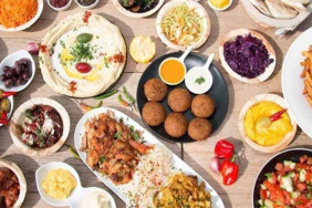 uzmani-uyardi-ramazan-ayi-sonrasi-yogun-yemek-tuketimi-yapmayin-4OwOkzyF.jpg