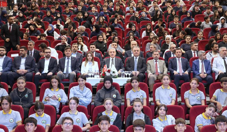 Mardin’de “İmam Hatipliler Haftası” programı düzenlendi