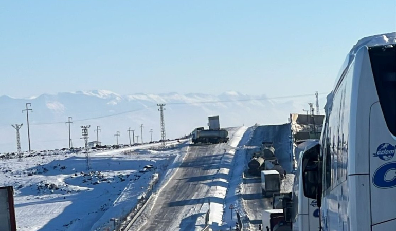 Uluslararası İpekyolu’nda Karayolları Sınıfta Kaldı