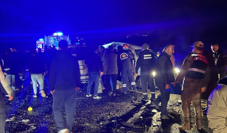 Mardin’de zincirleme kaza: 4 ölü, 5 yaralı