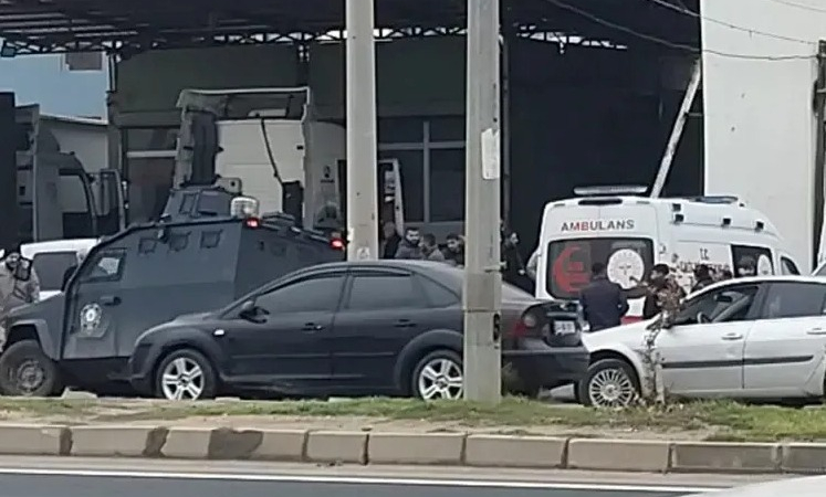 Kızıltepe’de iki grup arasında silahlı kavga: 4 yaralı